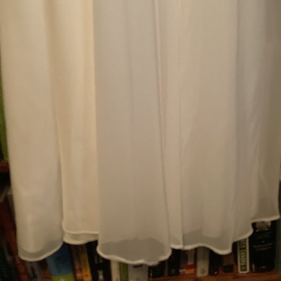 Wedding dress- simple A-line shape with spaghetti straps. - Picture 7 of 7